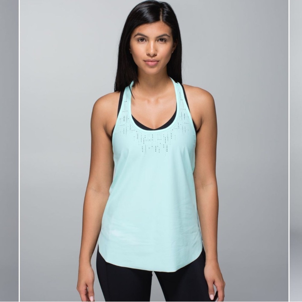 Lululemon Water Bound Singlet
Aquamarine